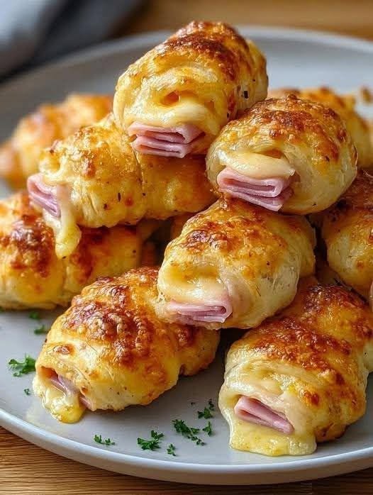 Bouchées de pâte feuilletée au jambon et au fromage – Croustillantes et fondantes